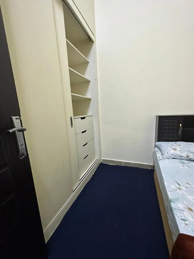 M-01 Center Residence Building Dubai 0*,